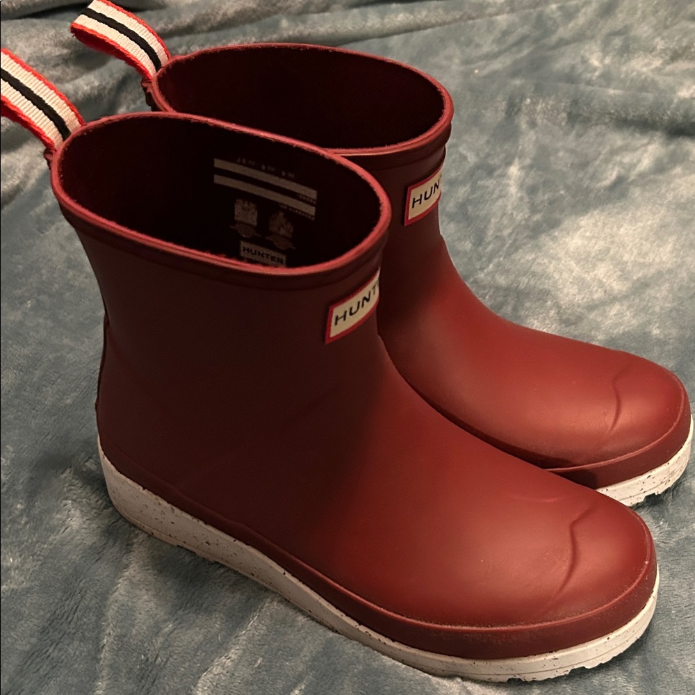 Hunter Women’s Red Boots Size 6